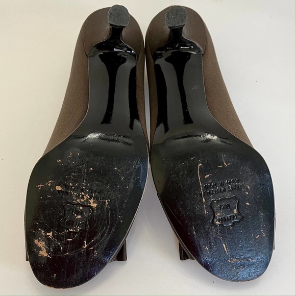 Stuart Weitzman Brown Satin Heels Sz 6.5 - Picture 8 of 9